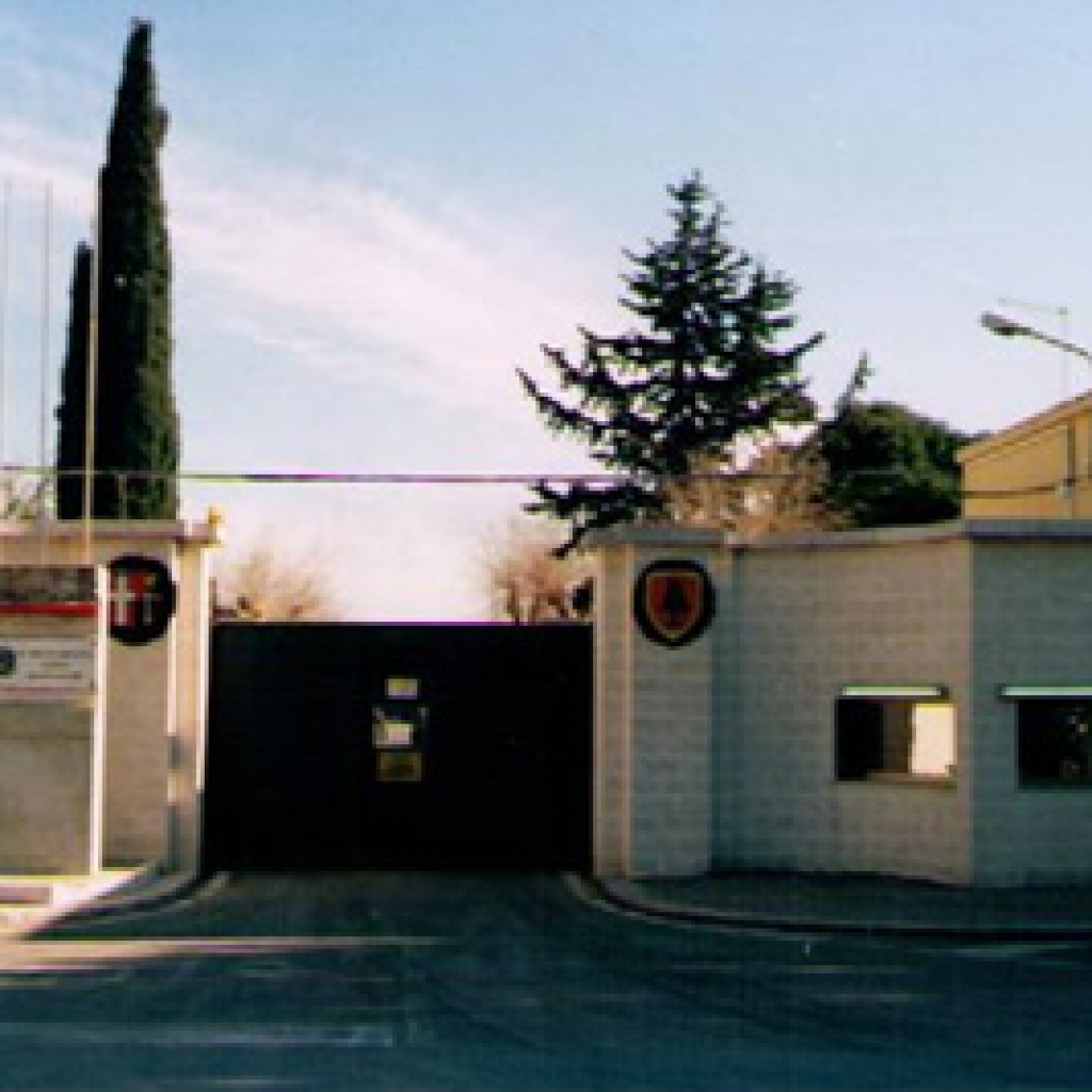 CASERMETTE1